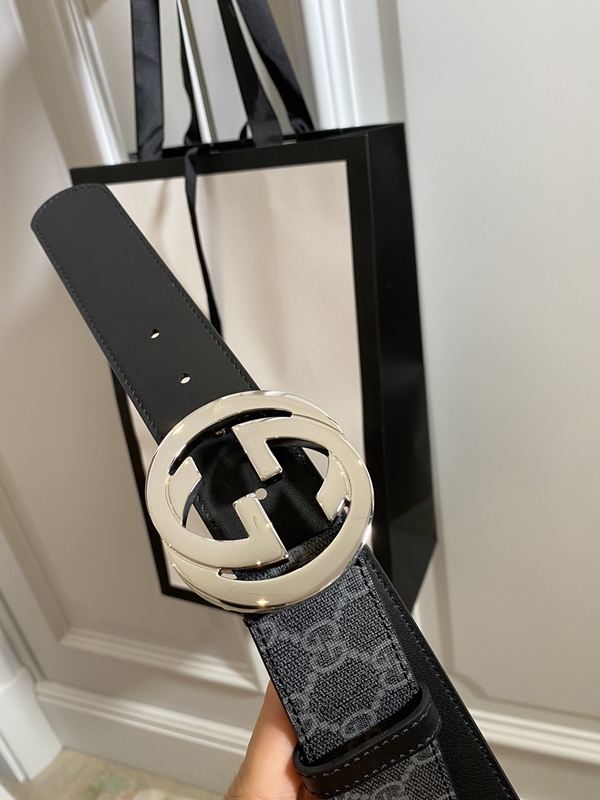 スーパーコピーグッチベルト素材ディテール